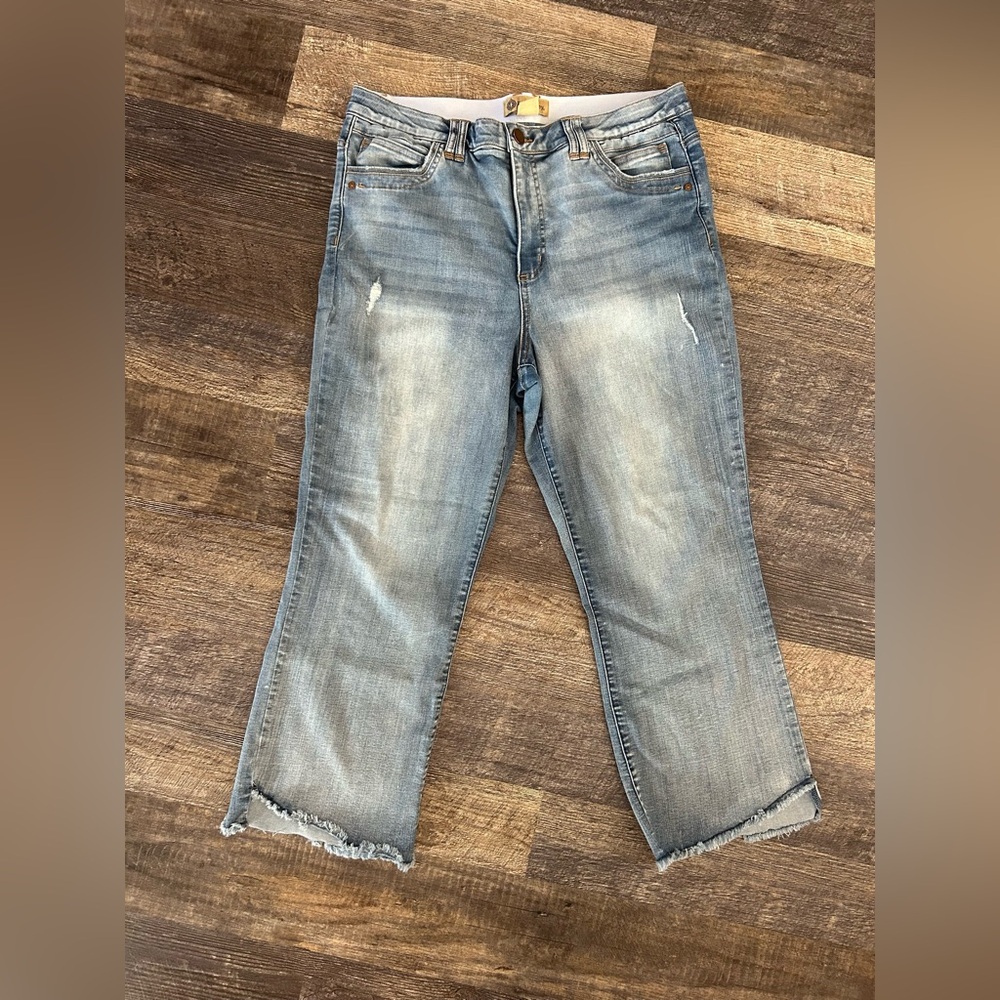 Democracy Jeans Size 16 Light Wash Denim AB Technology Elastic Waist